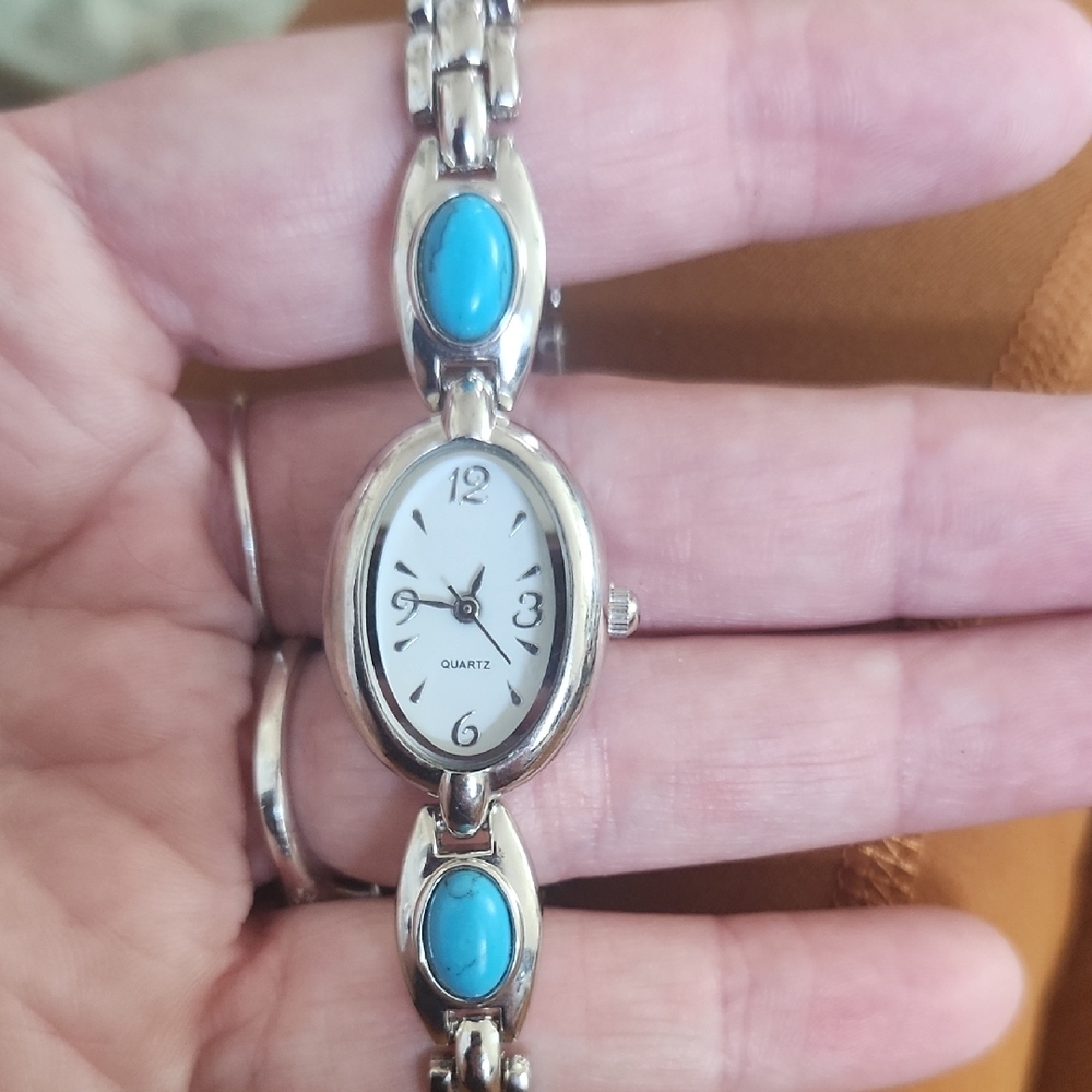 Silver and Howlite Women's Quartz Watch - Picture 1 of 3
